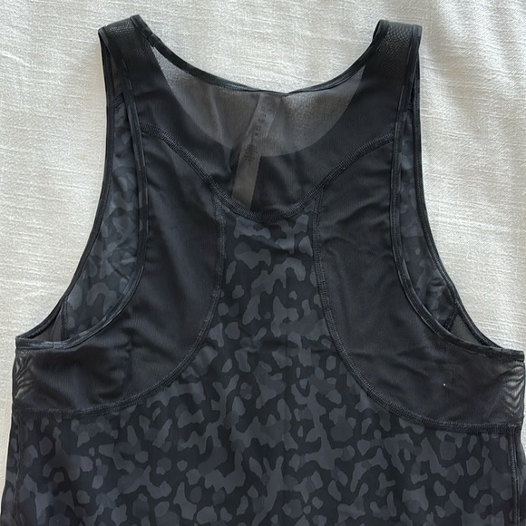 Lululemon Patterned Flow Tank Top - Picture 5 of 6